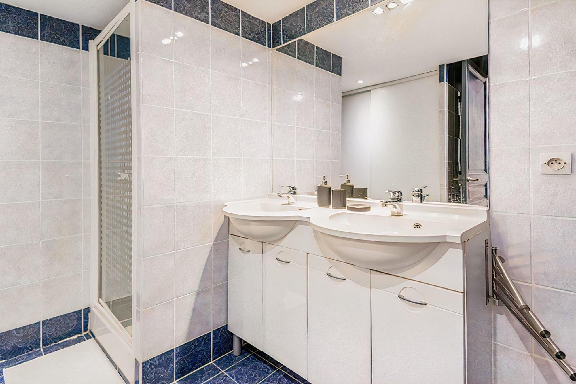 Beautiful Close To The Park Longchamp Apartment *